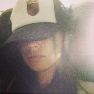 Meet your Posher, Cynthia